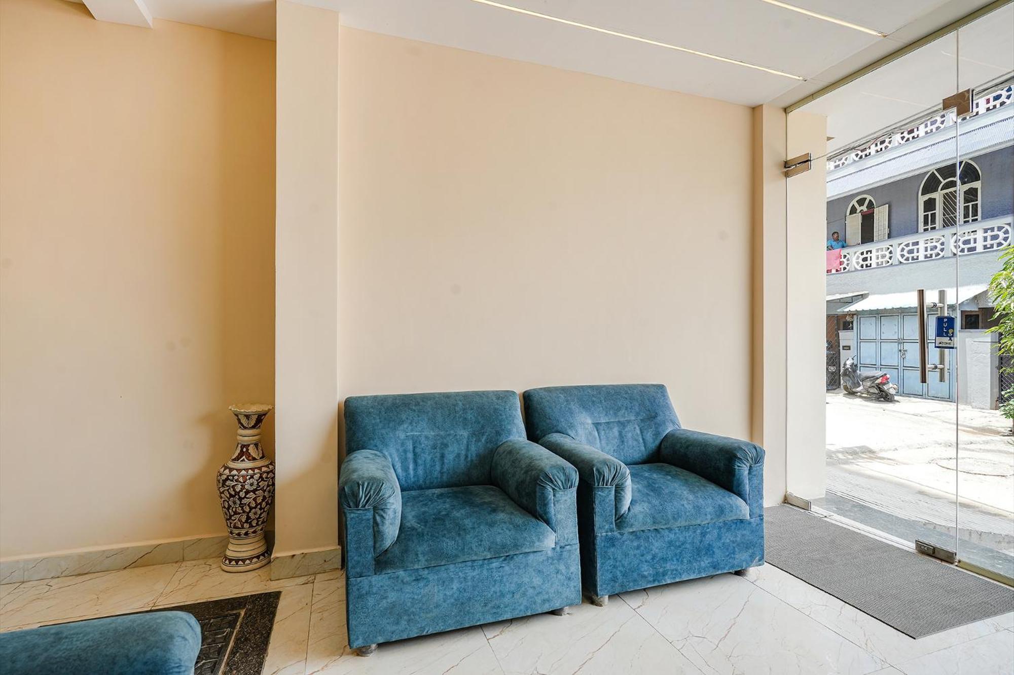 Fabhotel Crystal Suites バンガロール エクステリア 写真