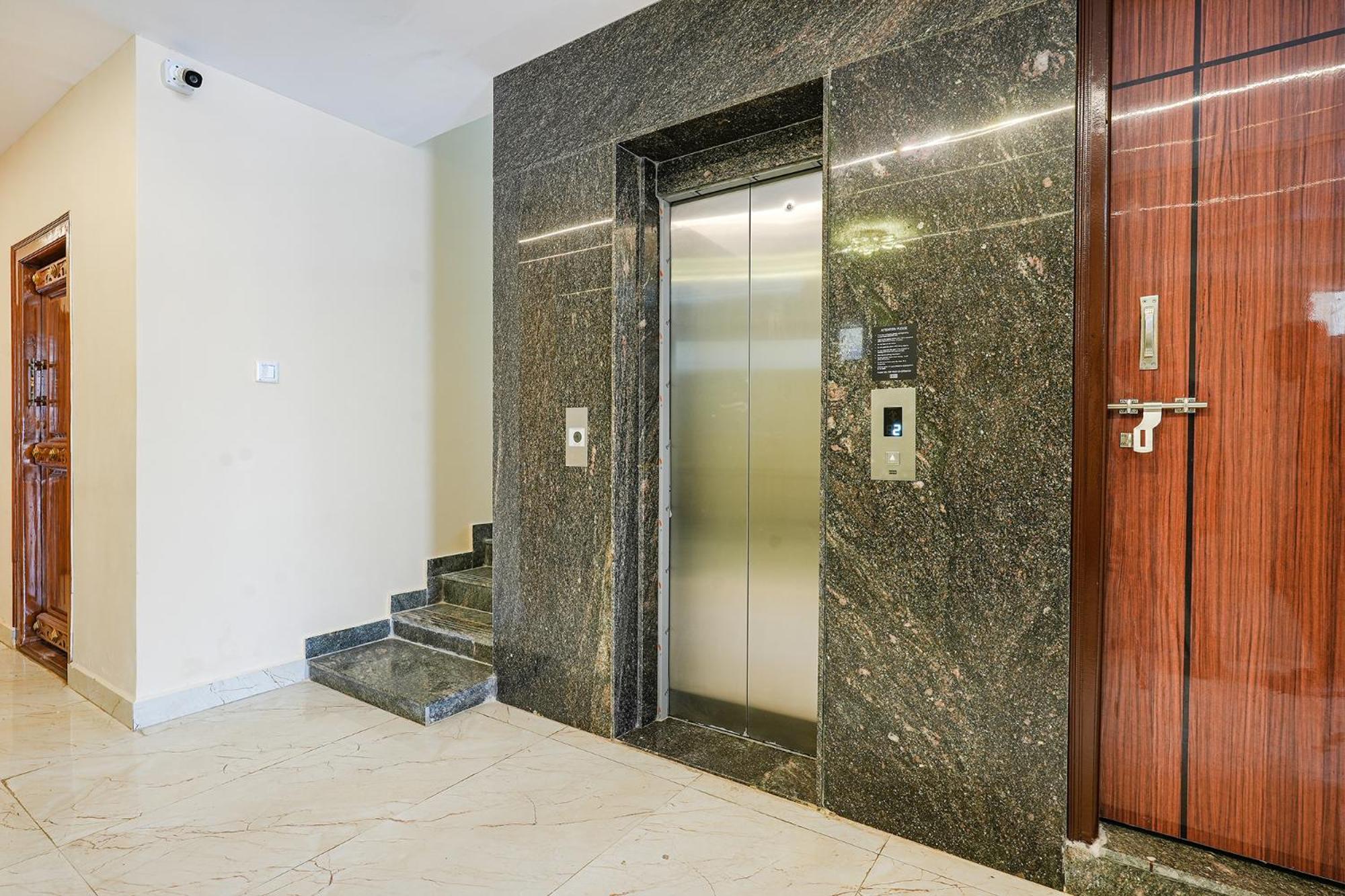 Fabhotel Crystal Suites バンガロール エクステリア 写真